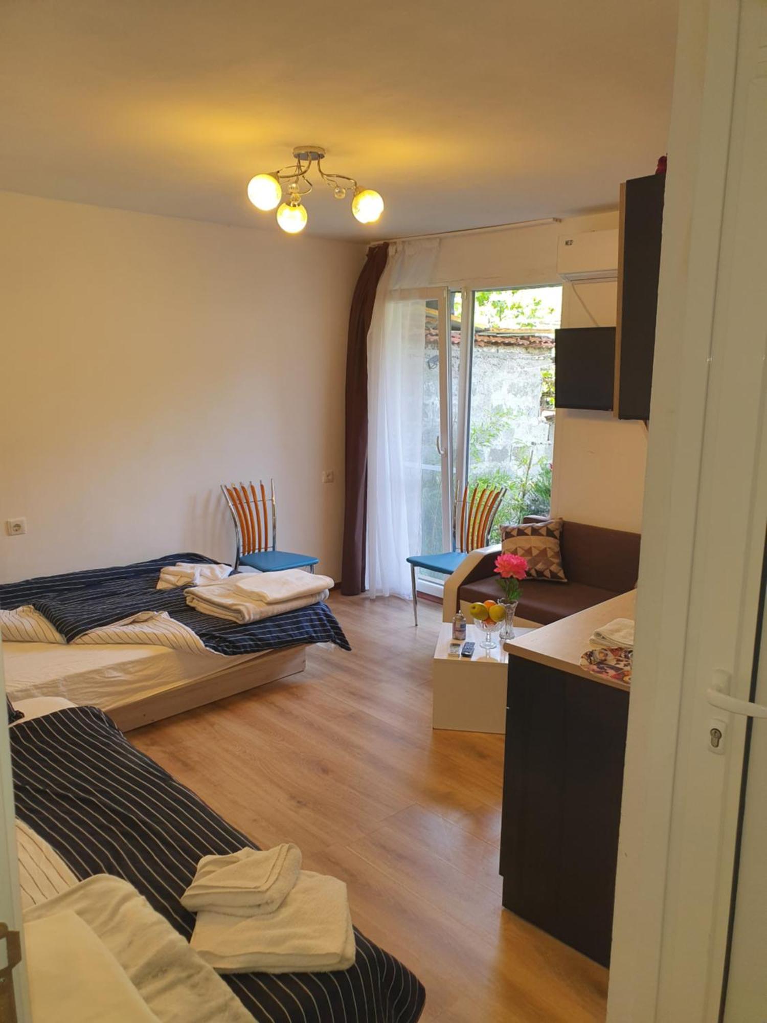 The Center Apartments Comfort ساندانسكي الغرفة الصورة